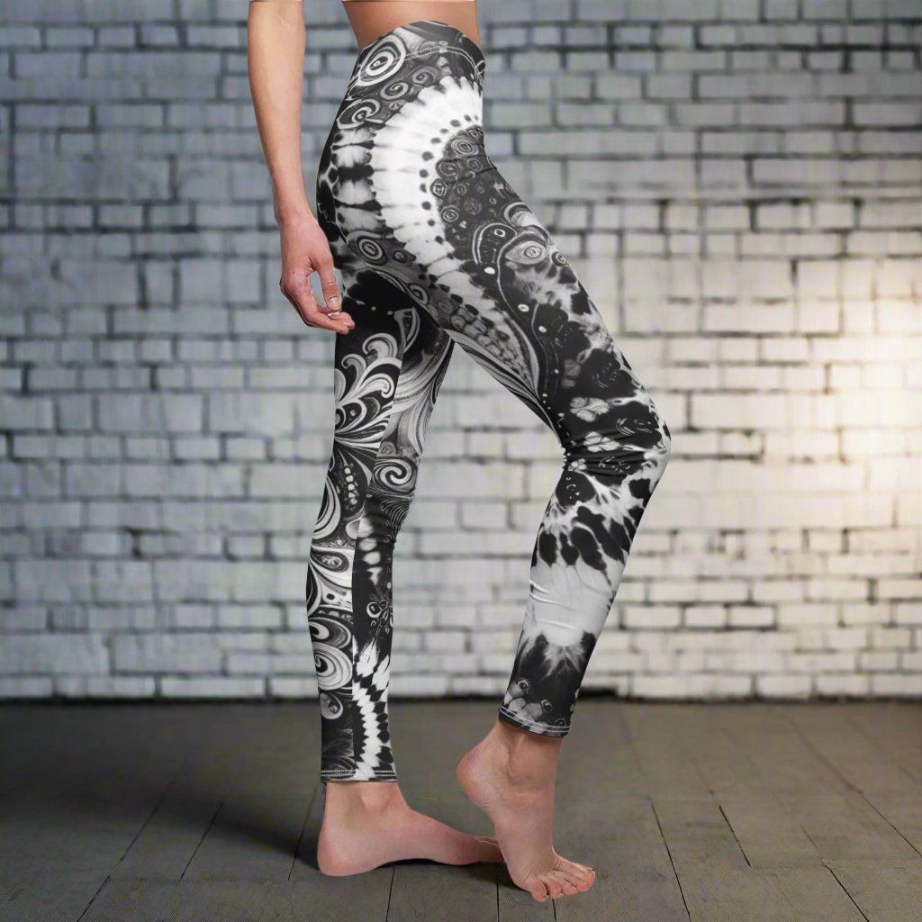 SIDE Tie-dye Black And White Leggings, Tie-dye And Swirls Leggings, Festival Attire, Tie-dye Mandala Leggings, Hippie Leggings, Birthday Gift